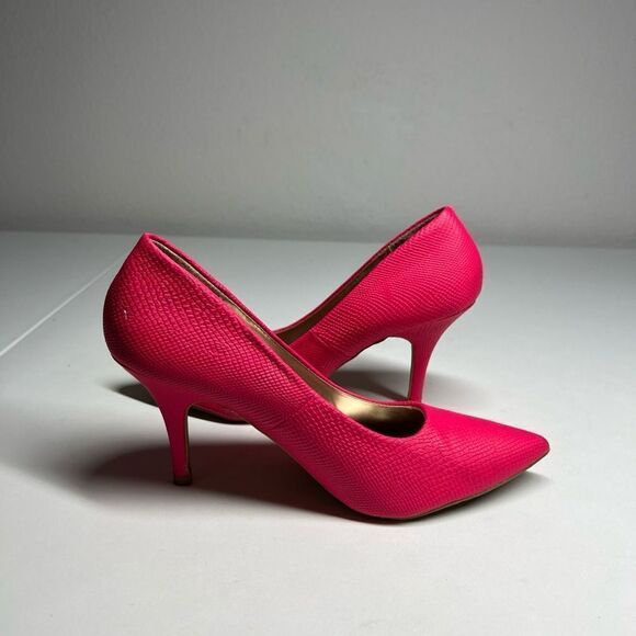 Charlotte Russe Women's Size 7,5 M Pink Snake Skin Pumps 3,5” Heels Pointed Toe - Picture 8 of 12